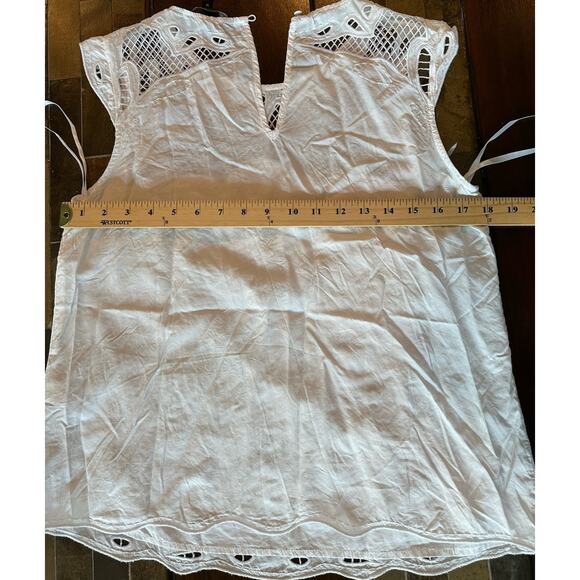 white house black market White Mesh And Cutwork Shell Sleeveless Blouse Medium - Picture 6 of 8